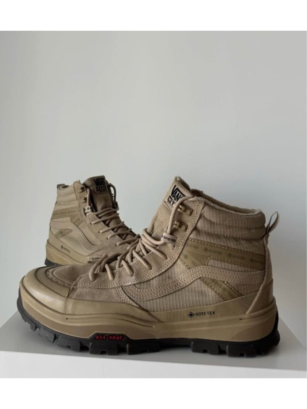 Vans Sk8-Hi MTE-3 GORE-TEX Boots Brown Men’s US 10.5 Waterproof